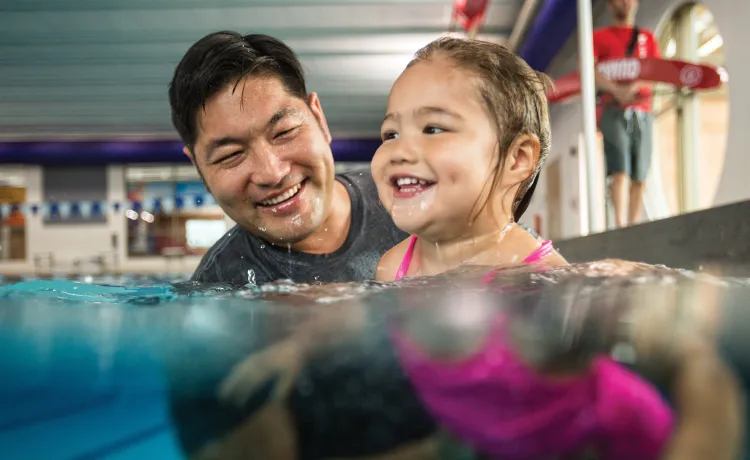 girl at swimming lessons